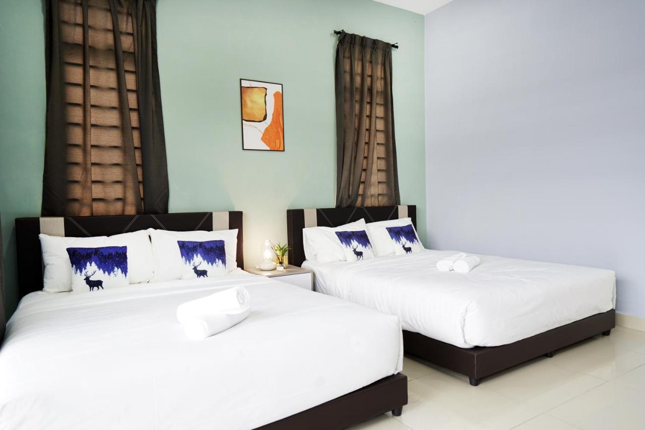Desaru 37M7 Morandi Colour Theme By Joyfully Villa Exterior photo